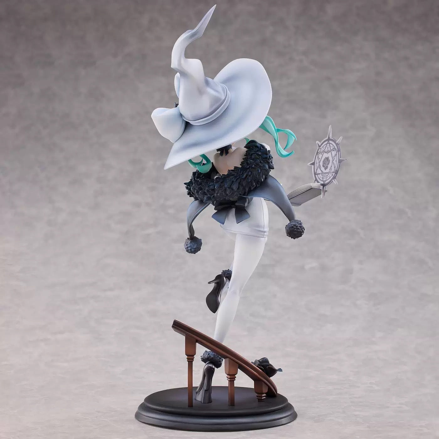 PREORDER - 50% NON REFUNDABLE deposit for Hatsune Miku - Rise Up - 1/8 Figure - Fantasia Witch Ver - arrival July 2025 - delayed till September