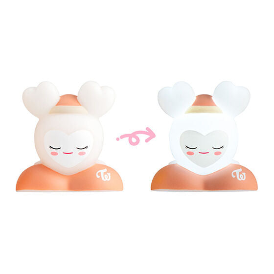 Twice Lovely’s Gashapon figure lights - Blind Pulls