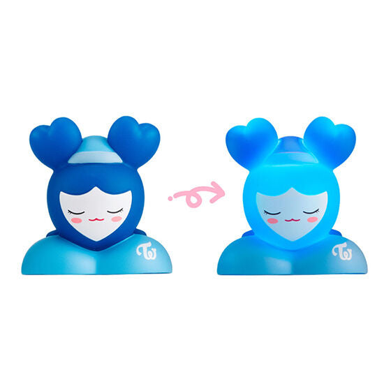 Twice Lovely’s Gashapon figure lights - Blind Pulls