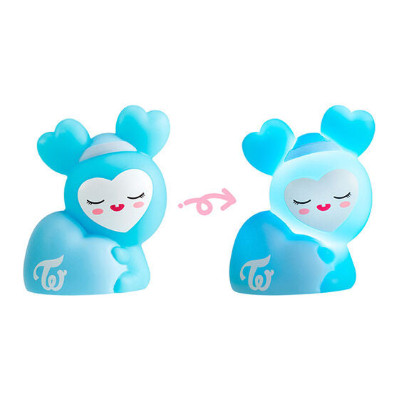 Twice Lovely’s Gashapon figure lights - Blind Pulls