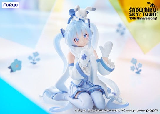 PREORDER - 50% NON REFUNDABLE deposit Hatsune Miku - Rabbit Yukine - Noodle Stopper Figure - Snow, Sky Town ver - December 2025